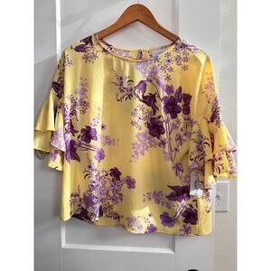 Liz Claiborne Petite Small (PS) Banana Floral Blouse with Flowy Sleeves